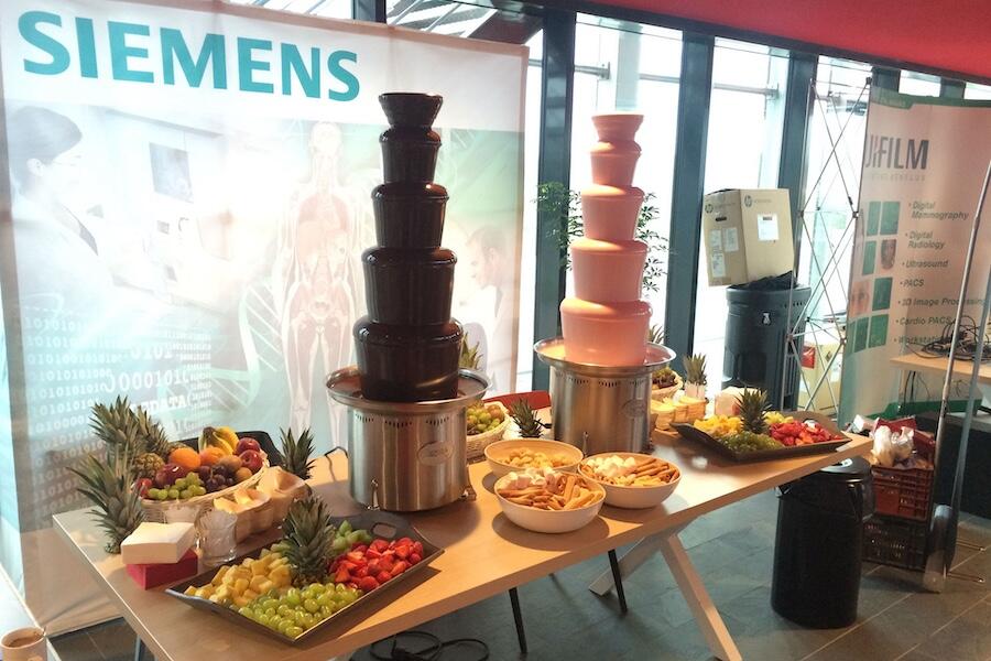 Chocoladefontein op een bedrijfsfeest (1)